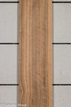 1/18 WALNUT 25260-3B