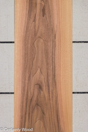 WS 1/16 WALNUT 25384-1C