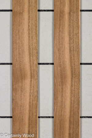 1/18 WALNUT 26109-3A