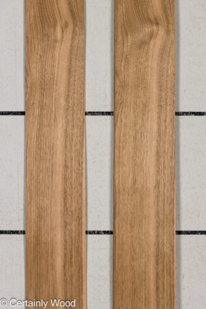 1/18 WALNUT 26109-3B